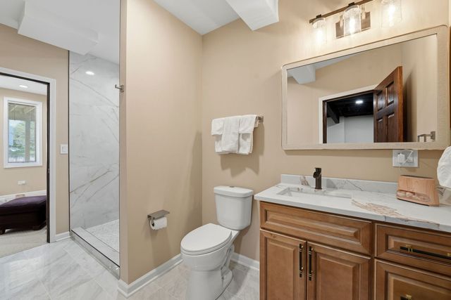 1406 W Rue Paris Place, Inverness, IL 60067