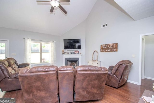 183 Edgemont Court, Lagrange, GA 30240