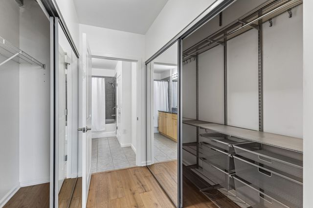 415 Church St Apt 1808, Nashville, TN 37219