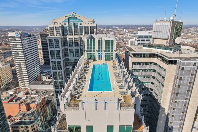 415 Church St Apt 1808, Nashville, TN 37219