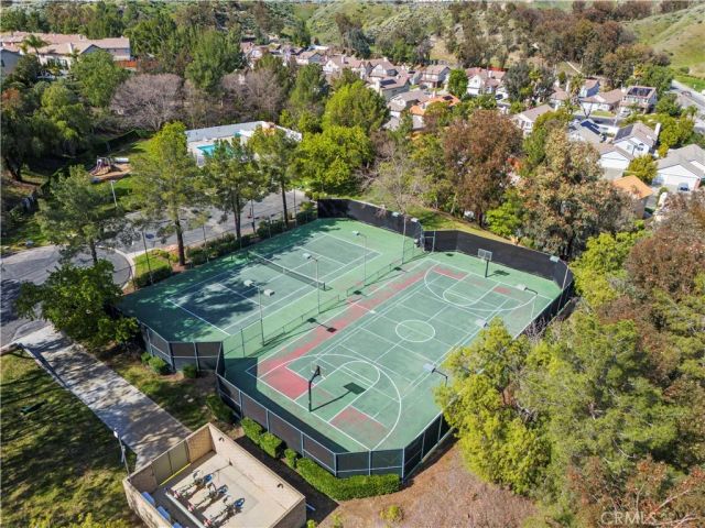 26848 Hummingbird Circle, Canyon Country, CA 91351