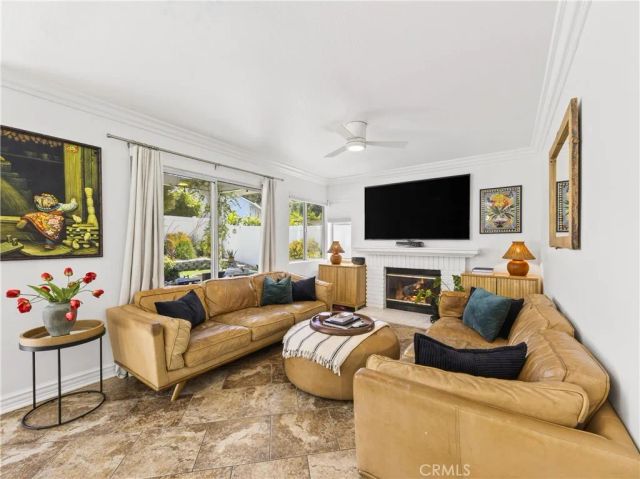 26848 Hummingbird Circle, Canyon Country, CA 91351