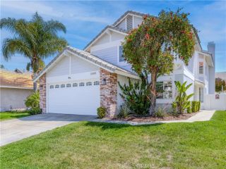 26848 Hummingbird Circle, Canyon Country, CA 91351