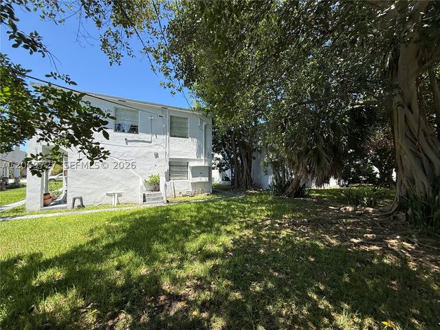 1794 Normandy Dr, Miami Beach, FL 33141