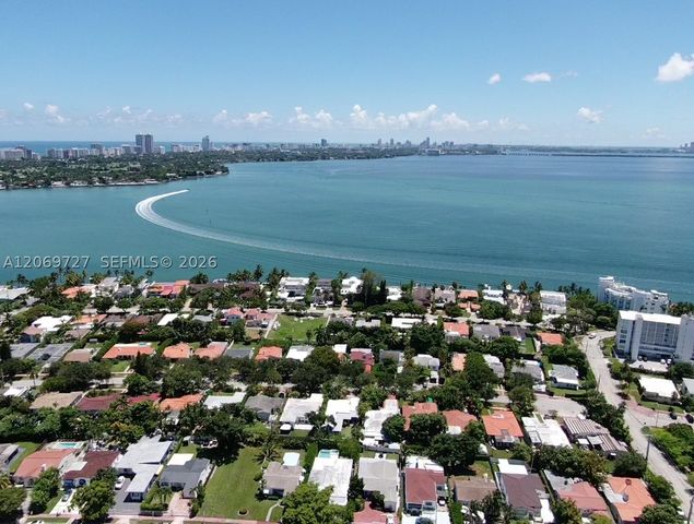 1794 Normandy Dr, Miami Beach, FL 33141