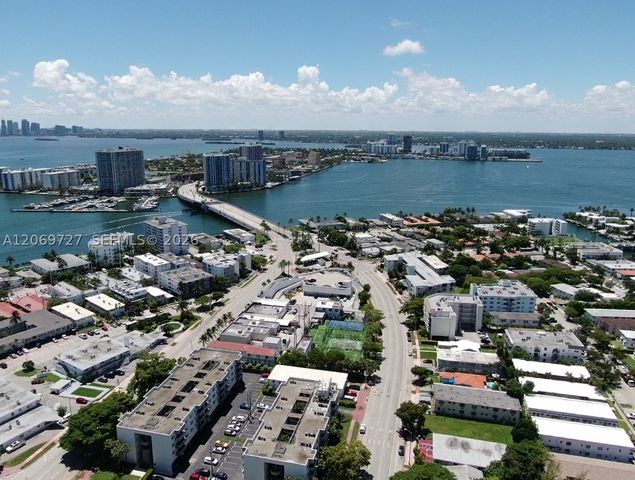 1794 Normandy Dr, Miami Beach, FL 33141