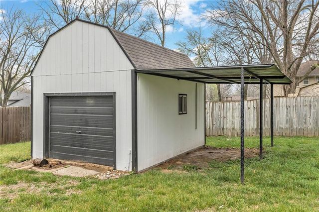 1018 NE 113th Terrace, Kansas City, MO 64155