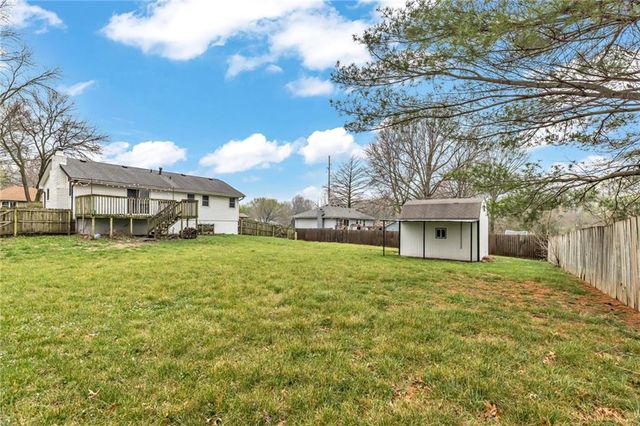 1018 NE 113th Terrace, Kansas City, MO 64155