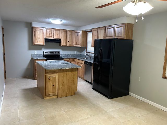 505 Ned Dr, Clarksville, TN 37042