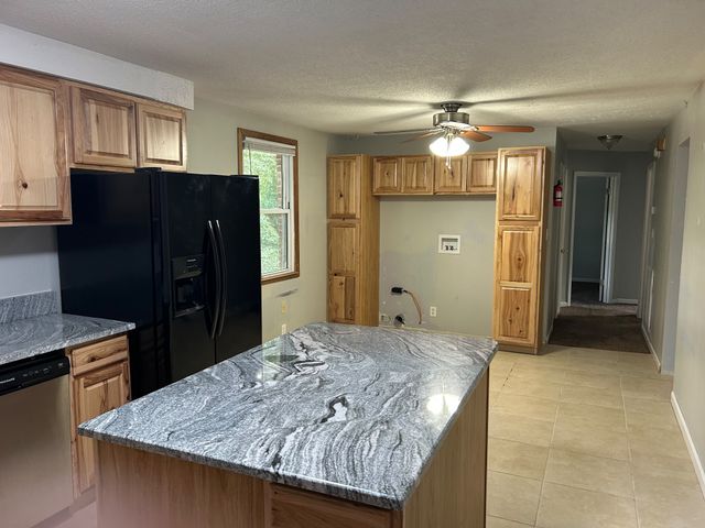 505 Ned Dr, Clarksville, TN 37042
