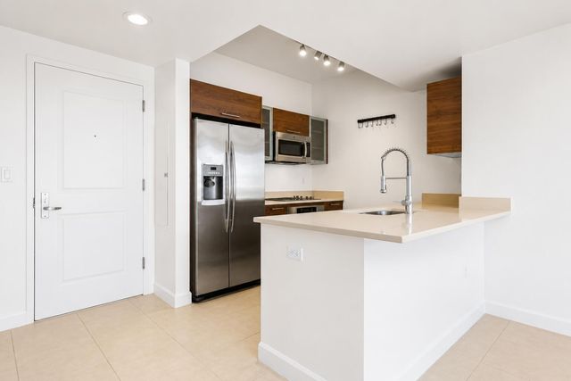 480 Hibiscus Street 221, West Palm Beach, FL 33401