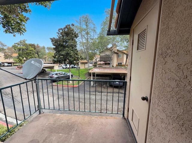 11231 Avenida De Los Lobos H, San Diego, CA 92127