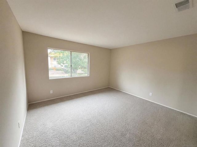 11231 Avenida De Los Lobos H, San Diego, CA 92127