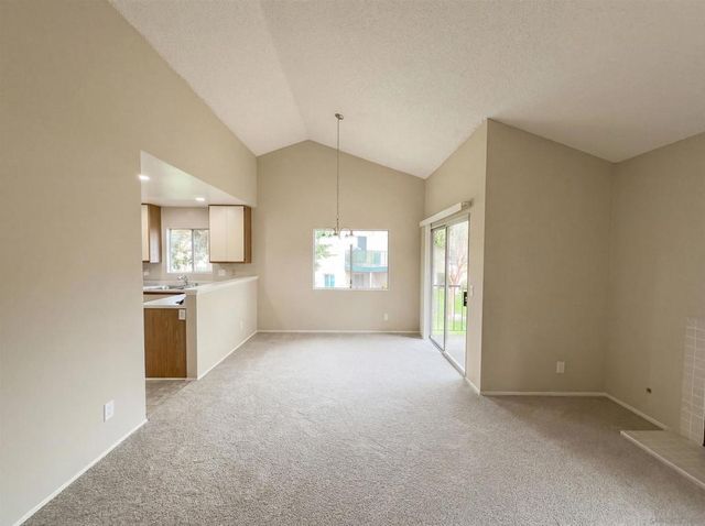 11231 Avenida De Los Lobos H, San Diego, CA 92127