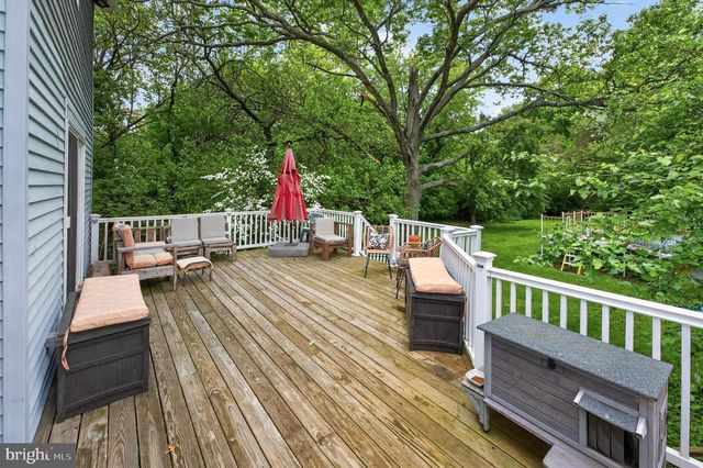 306 ANNA AVE, Maple Shade, NJ 08052