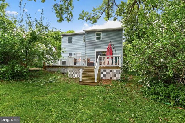 306 ANNA AVE, Maple Shade, NJ 08052