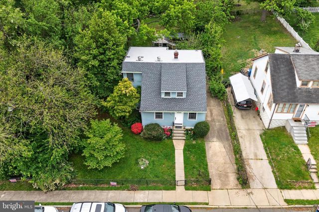 306 ANNA AVE, Maple Shade, NJ 08052