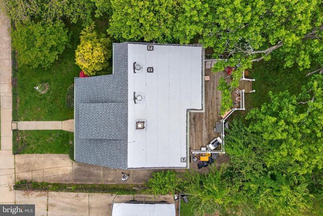 306 ANNA AVE, Maple Shade, NJ 08052