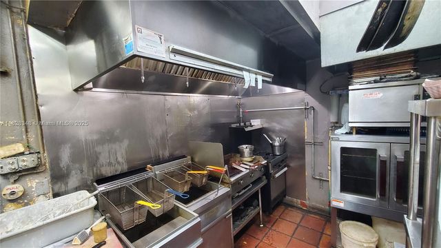 12659 NW 17th Ave, North Miami, FL 33167