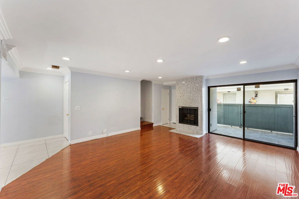 7869 Ventura Canyon Avenue 306, Panorama City, CA 91402 — photo 4