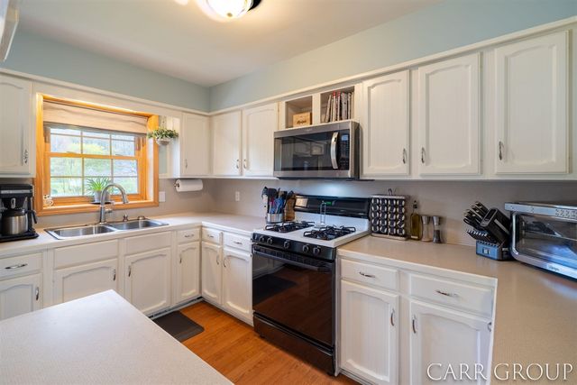 5045 Wakefield Avenue, Comstock Park, MI 49321