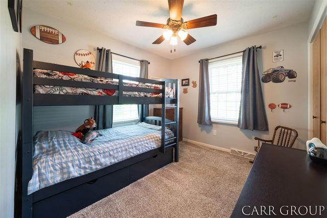 5045 Wakefield Avenue, Comstock Park, MI 49321