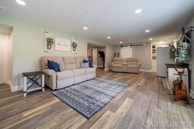 5045 Wakefield Avenue, Comstock Park, MI 49321