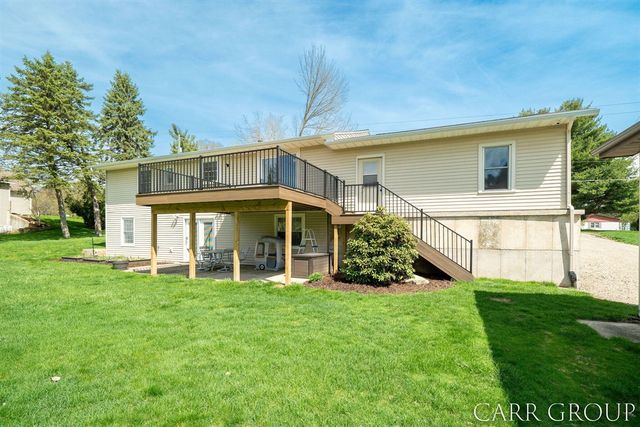 5045 Wakefield Avenue, Comstock Park, MI 49321