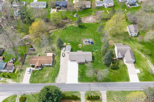 5045 Wakefield Avenue, Comstock Park, MI 49321