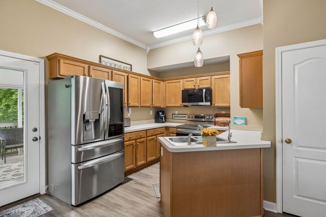 2601 Woodberry Dr, Nashville, TN 37214