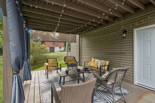 2601 Woodberry Dr, Nashville, TN 37214