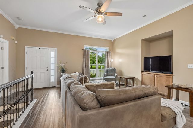 2601 Woodberry Dr, Nashville, TN 37214