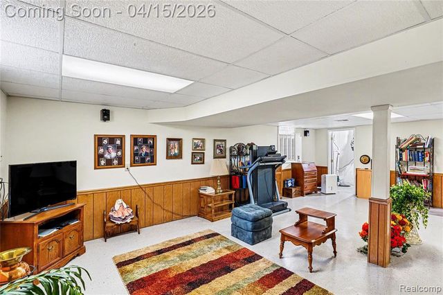 11676 Hawthorne Glen Drive, Grand Blanc, MI 48439