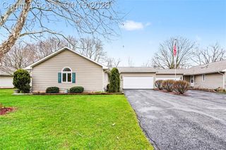 11676 Hawthorne Glen Drive, Grand Blanc, MI 48439