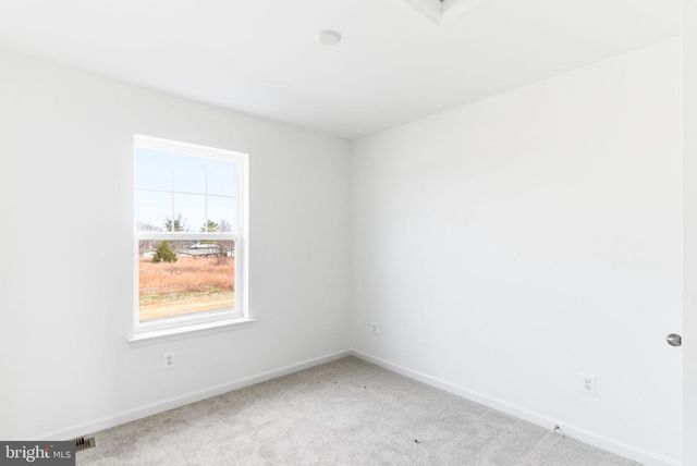 129 BOSQUE CT, Martinsburg, WV 25404