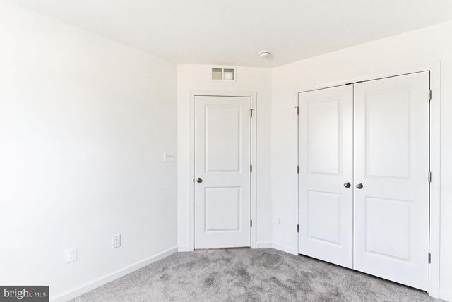 129 BOSQUE CT, Martinsburg, WV 25404