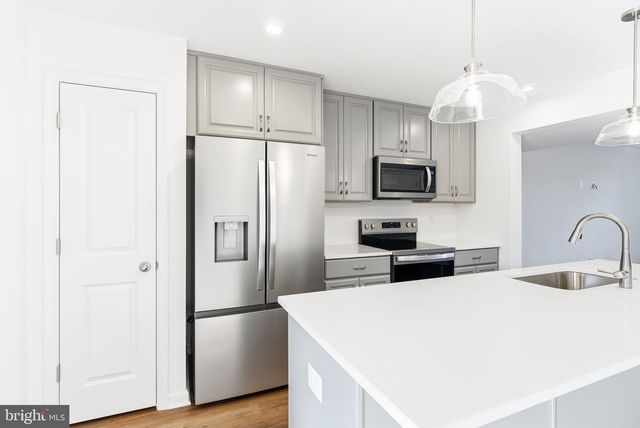 129 BOSQUE CT, Martinsburg, WV 25404