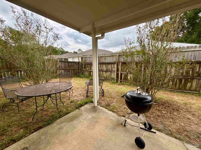 1060 Antigua Cir, Pensacola, FL 32506