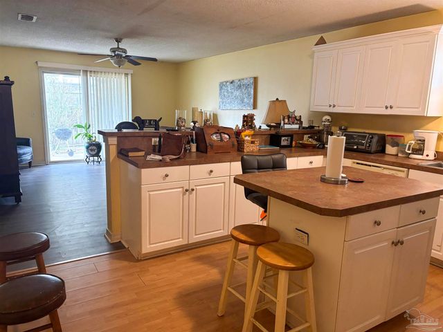 1060 Antigua Cir, Pensacola, FL 32506