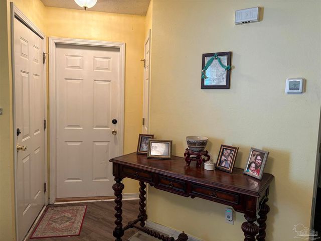 1060 Antigua Cir, Pensacola, FL 32506