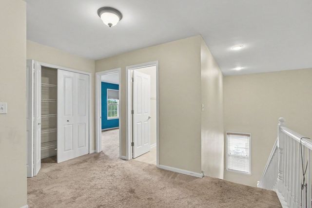 1530 S Lancaster Lane, Libertyville, IL 60048