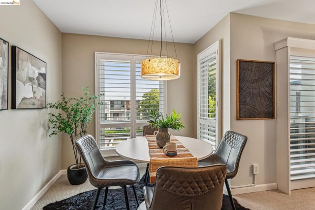 3 Captain Dr D406, Emeryville, CA 94608
