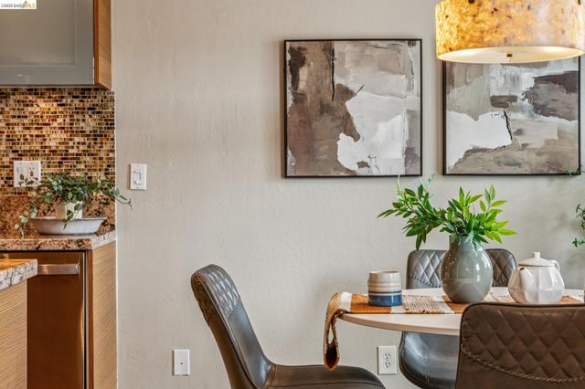 3 Captain Dr D406, Emeryville, CA 94608