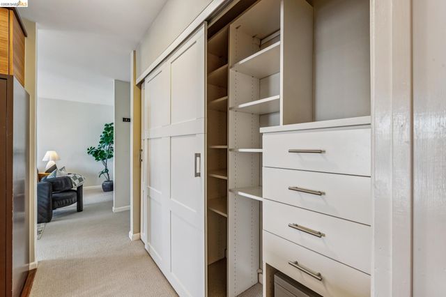 3 Captain Dr D406, Emeryville, CA 94608