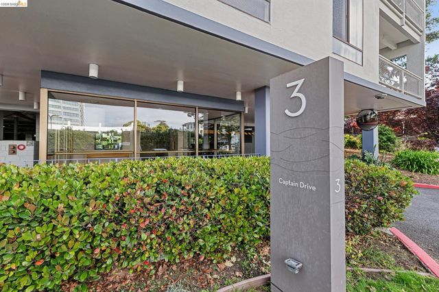 3 Captain Dr D406, Emeryville, CA 94608