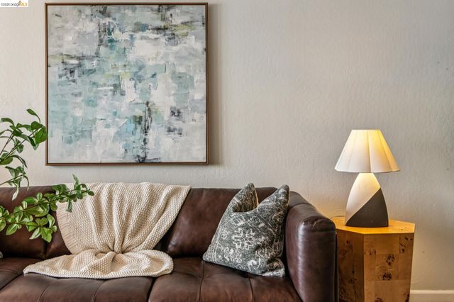 3 Captain Dr D406, Emeryville, CA 94608