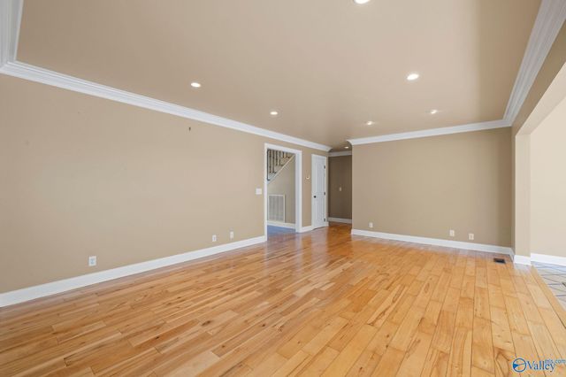 5501 Cedar Mill Drive, Guntersville, AL 35976