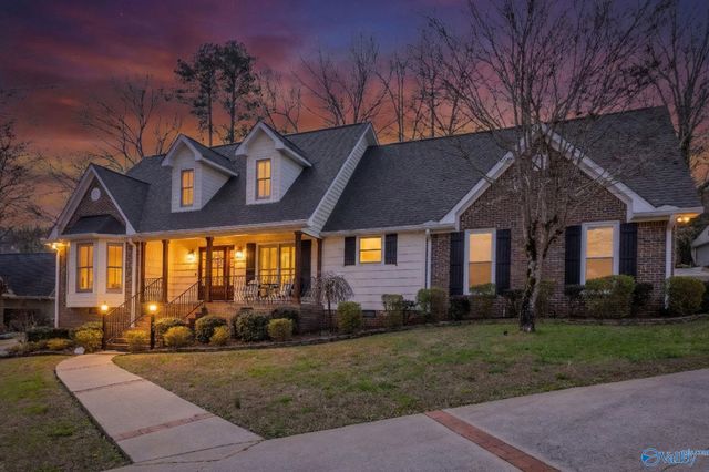 5501 Cedar Mill Drive, Guntersville, AL 35976