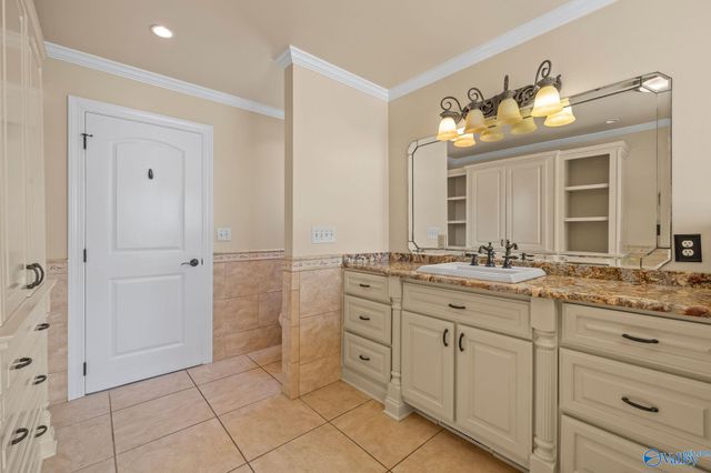 5501 Cedar Mill Drive, Guntersville, AL 35976