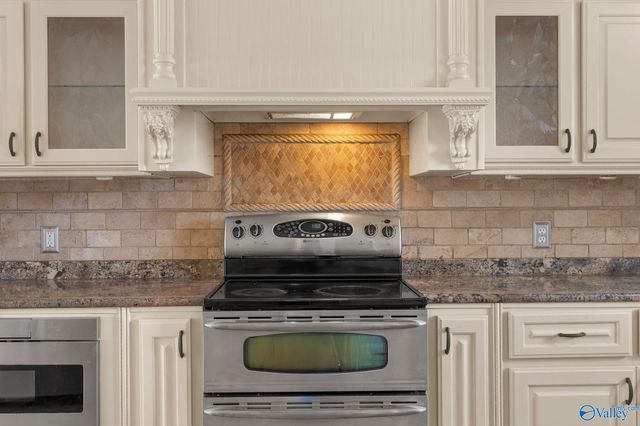 5501 Cedar Mill Drive, Guntersville, AL 35976